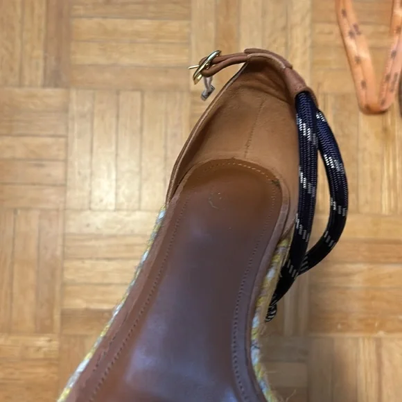 Malone - Picture 11 of 16